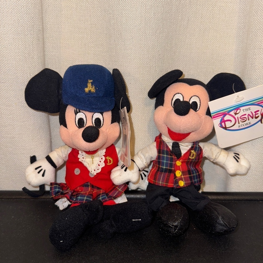 Vintage Disney Mickey and Minnie Tour Guide Plush